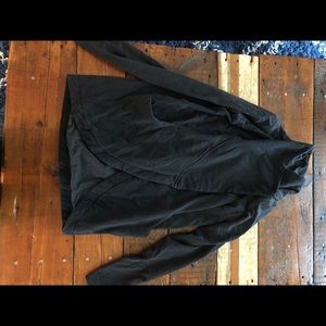 Lululemon Wrap Sweatshirt in Black size 4 or 6